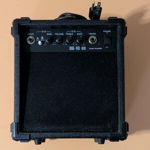 Eleca International DG-10 OD Mini Practice Amp